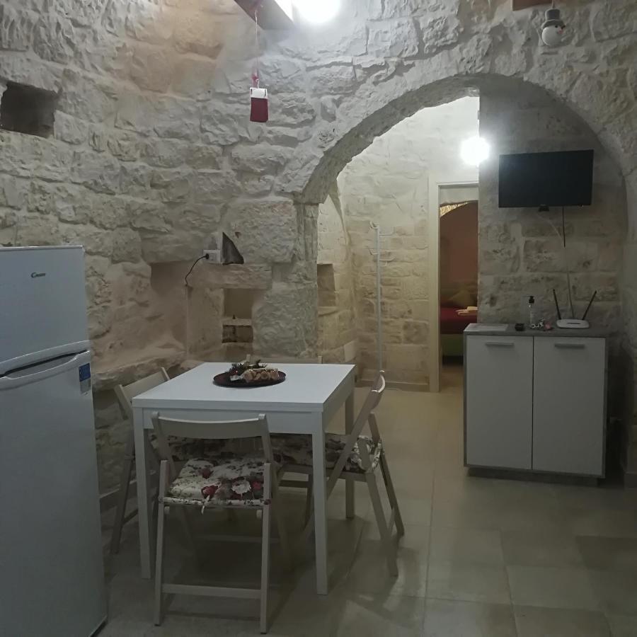 Hostal Trulli Manuela 2 Locorotondo Exterior foto