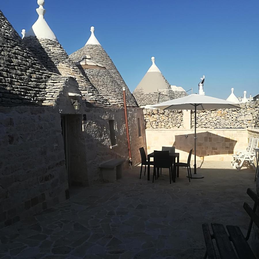 Hostal Trulli Manuela 2 Locorotondo Exterior foto