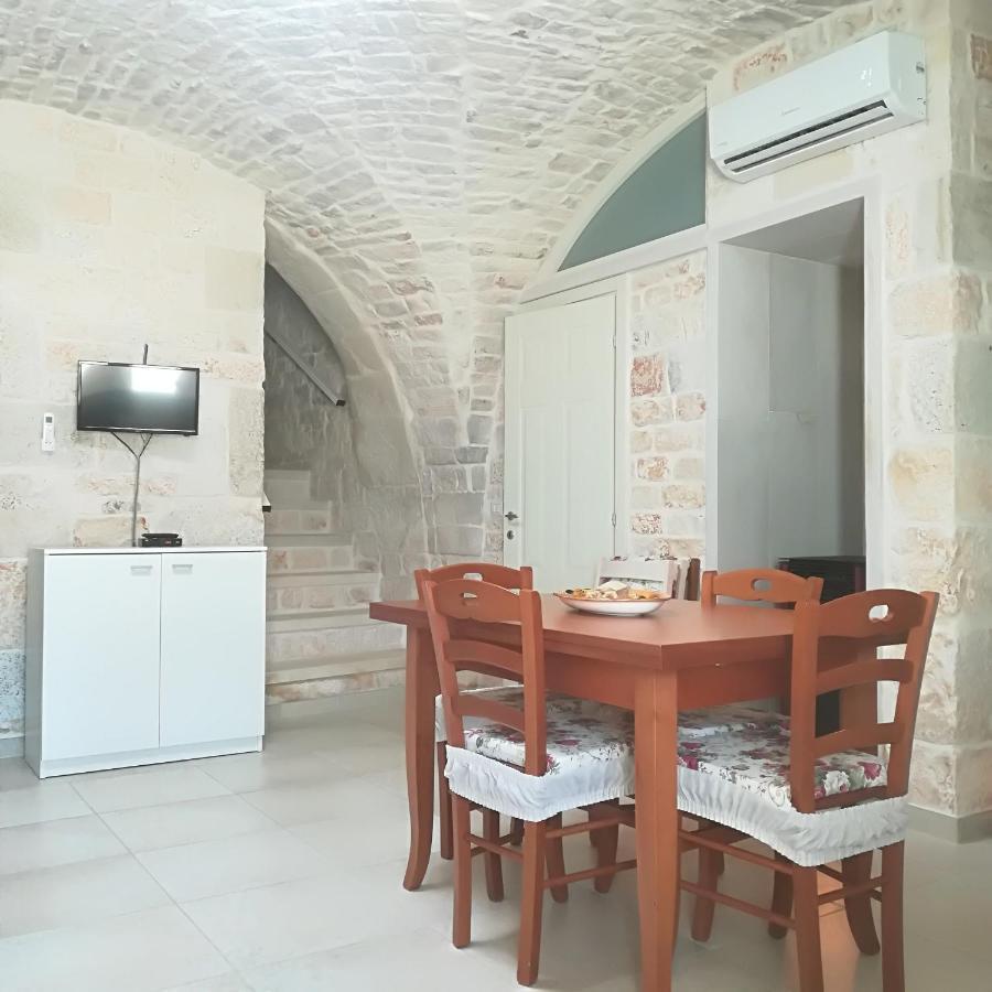 Hostal Trulli Manuela 2 Locorotondo Exterior foto