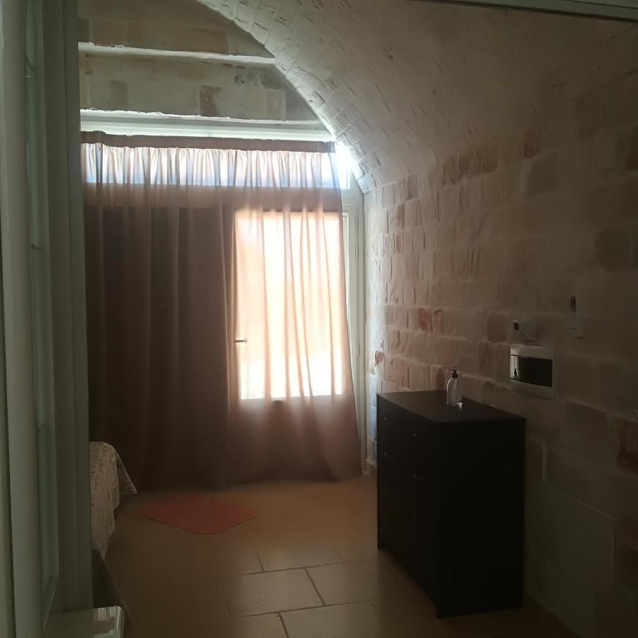 Hostal Trulli Manuela 2 Locorotondo Exterior foto