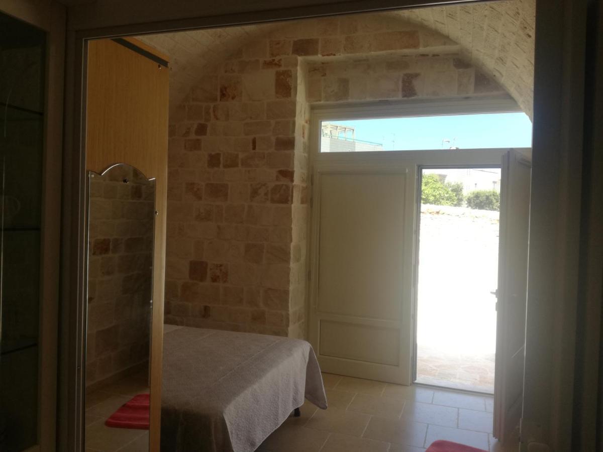 Hostal Trulli Manuela 2 Locorotondo Exterior foto