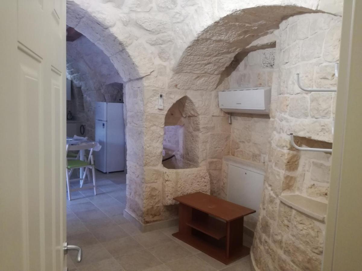 Hostal Trulli Manuela 2 Locorotondo Exterior foto