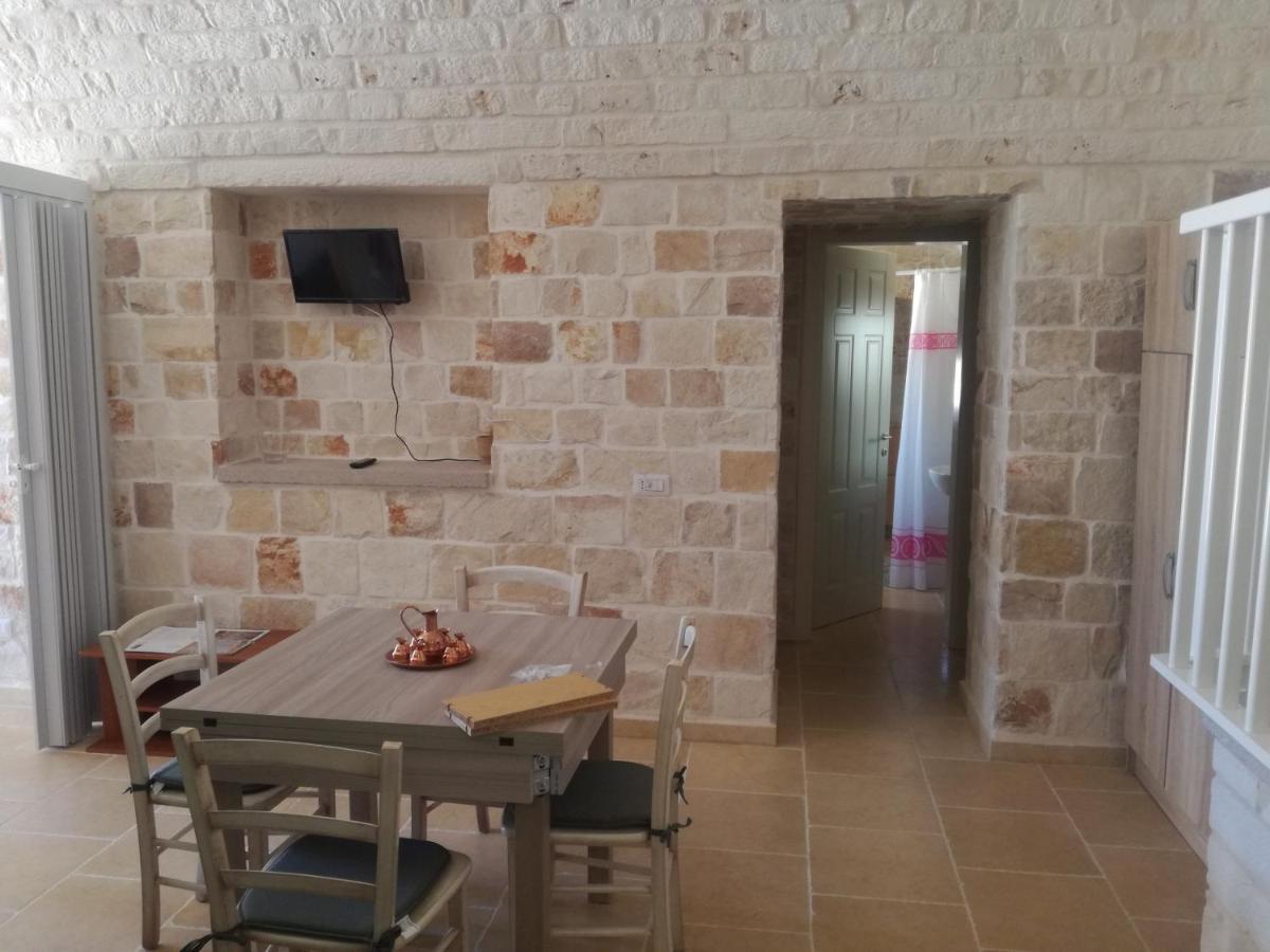 Hostal Trulli Manuela 2 Locorotondo Exterior foto
